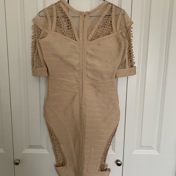Gold Label couture beige bodycon cutout dress size Medium - Picture 6 of 10